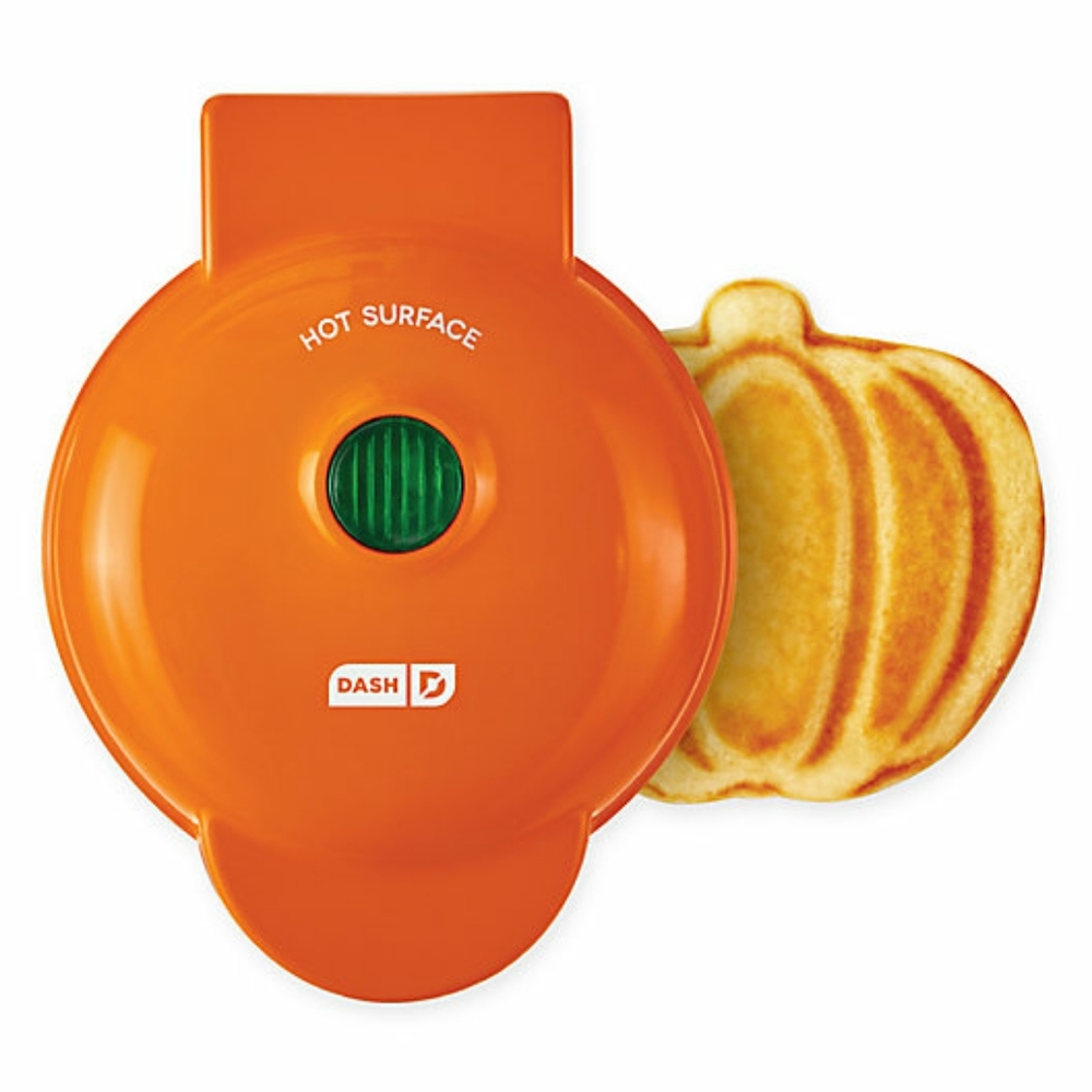 Pumpkin mini waffle maker Dash halloween autumn fall breakfast spooky appliance - Picture 1 of 4